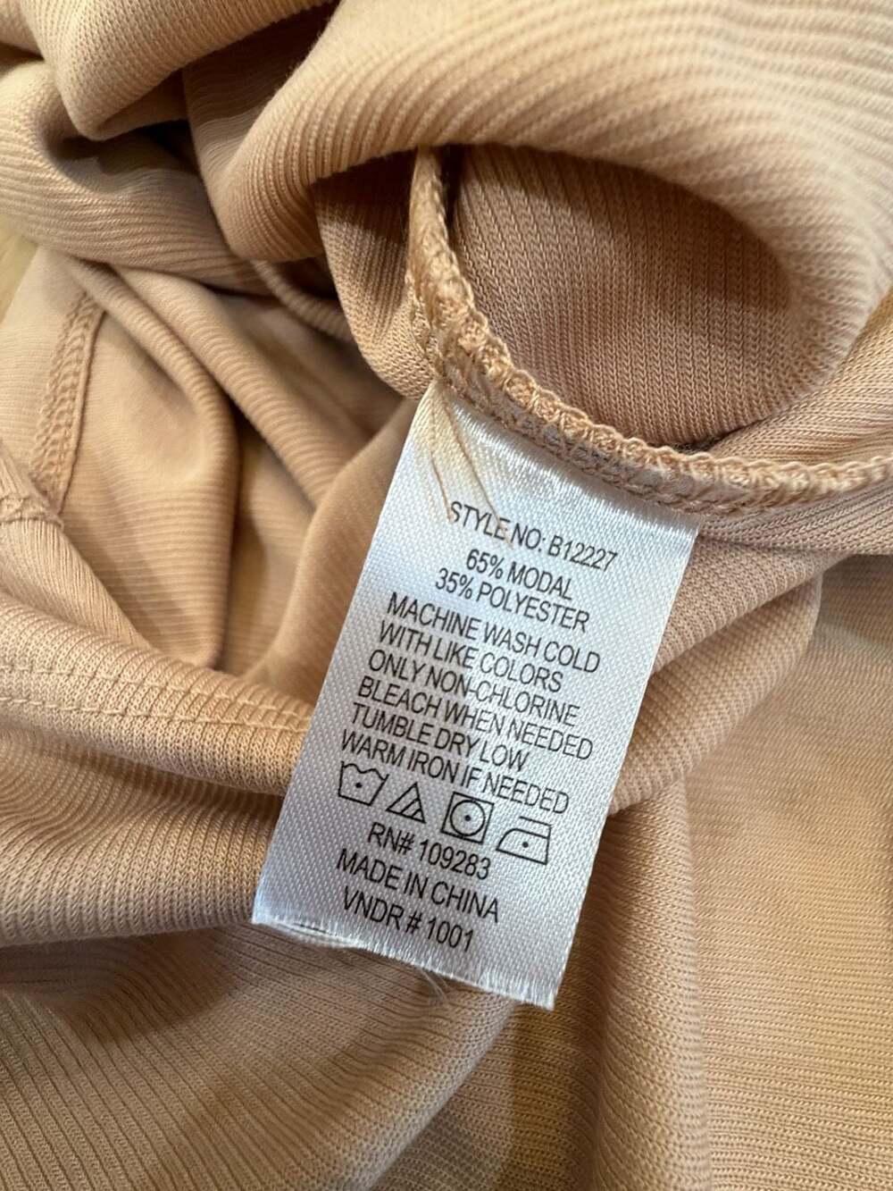 Vintage Havana Crop Top Size S Taupe Short Sleeve Tee - Picture 5 of 6
